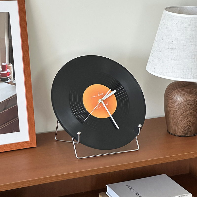 Melody Spin Clock