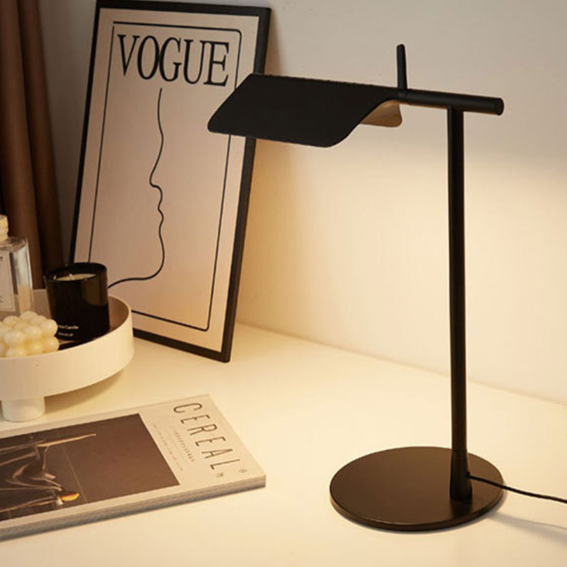Nova Line Lamp