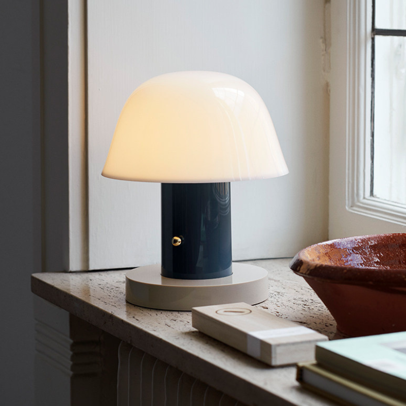 Oslo Dome Lamp