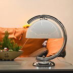 Halo Curve Metal Lamp in white