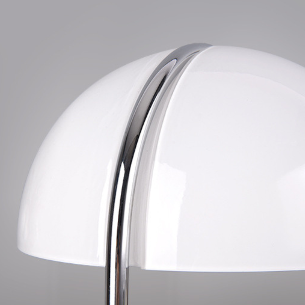 Vienna Curve Lamp